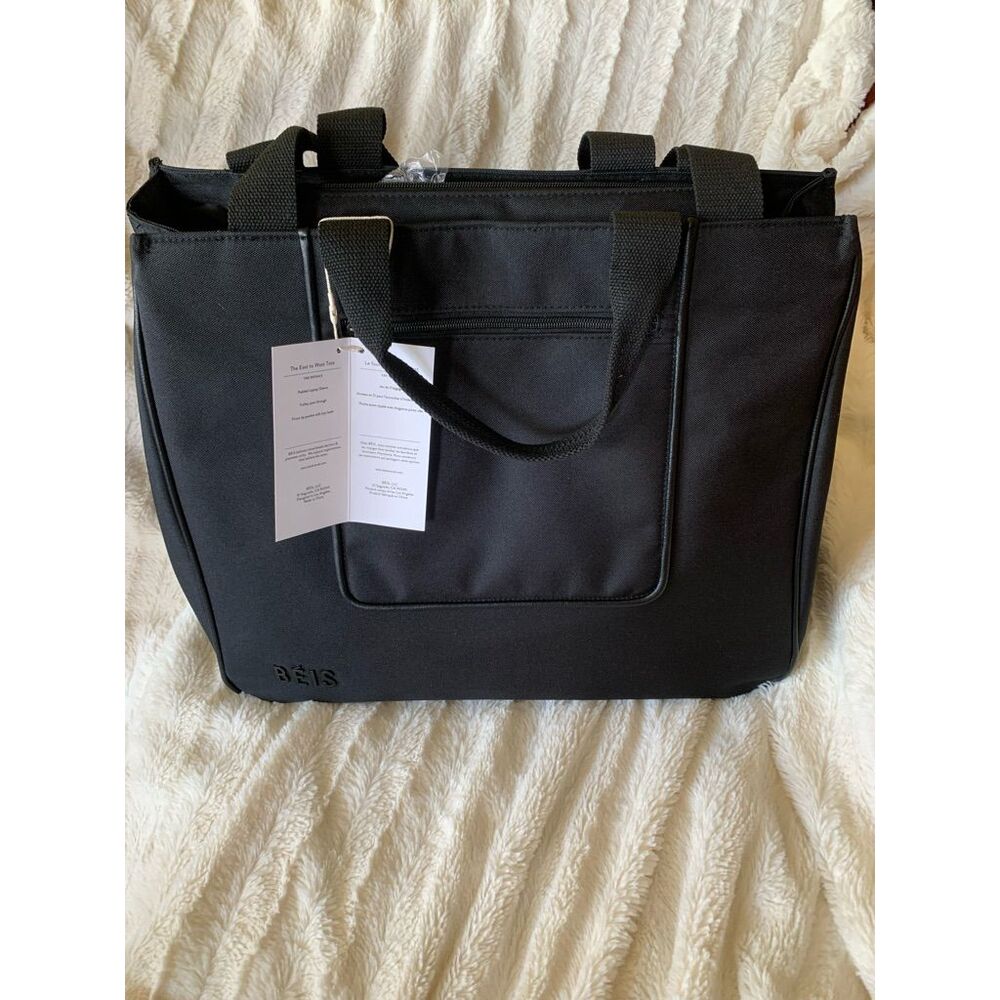 BEIS NWT The East/West Tote in BLACK